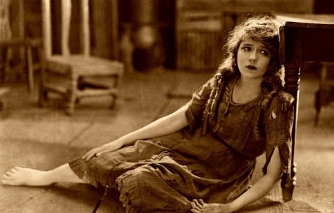  Top  8 probleme pe care le au copiii cu parinti abuzivi