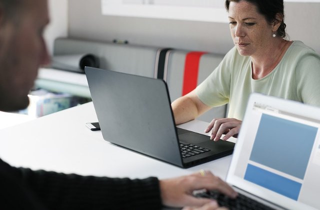 Studiu: Beneficiile cardurilor de masa, cunoscute si apreciate de un numar tot mai mare de companii din Romania