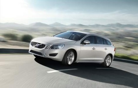 Volvo V60 Hybrid, 215 CP si consum de 1,9 litri/100 km