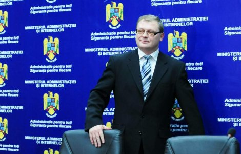 Liviu Popa: Sunt suficienti politisti betivi si nenorociti in Politia Romana