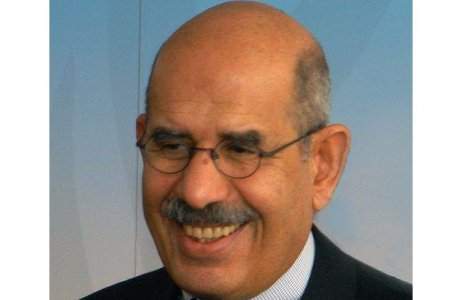  Video  Criza in Egipt: Liderul opozitiei "sechestrat" intr-o moschee