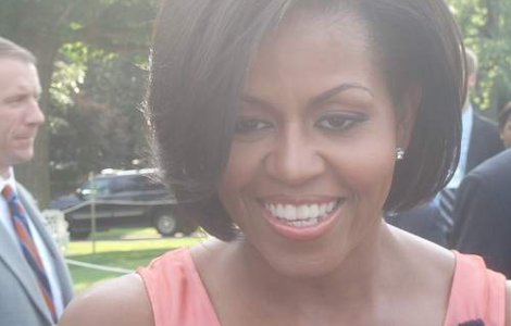 Sfaturi pentru o "casa de piatra" de la Michelle Obama catre Kate si William