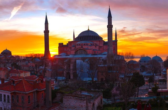 Atentionare de calatorie in Istanbul: Posibile manifestatii cu ocazia zilei de 15 iulie