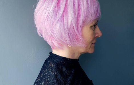  Top  Top 10 coafuri pentru femei trecute de prima tinerete