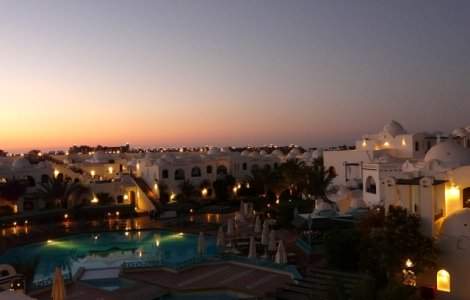 Berlinul, "consternat si furios" dupa uciderea a doua turiste din Germania in statiunea egipteana Hurghada