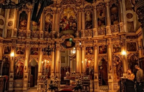 Reprezentantii Mitropoliei Moldovei vor viziona luni inregistrarea cu care a fost santajat episcopul Husilor