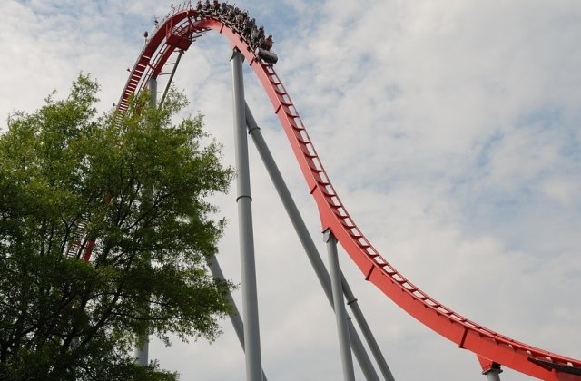 33 raniti la Madrid in urma unei coliziuni intre doua trenuri pe un montagne russe