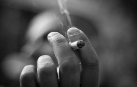 Spune-mi cum gandesti, ca sa-ti spun daca te lasi de fumat!