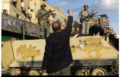  Video : Criza in Egipt: Vor reusi protestatarii "sa-l dea jos" pe Mubarak?