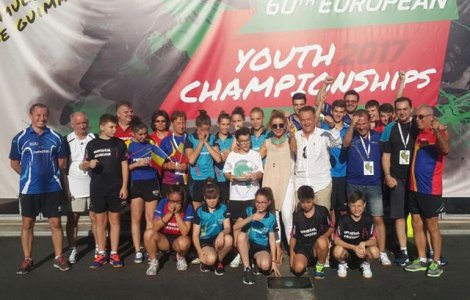 Junioarele noastre sunt in semifinalele Campionatelor Europene de Tenis de Masa