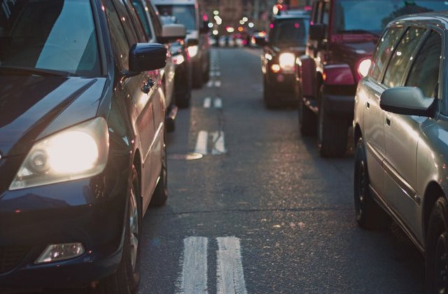 Restrictii de circulatie in Capitala, joi,  de Ziua Fortelor Aeriene. Aeronave militare vor survola Piata Aviatorilor