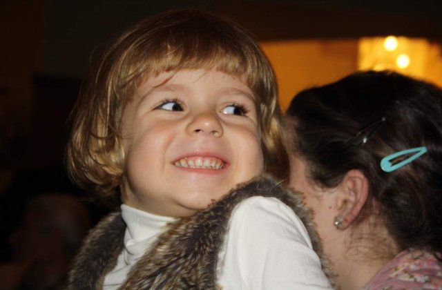 Povestea impresionanata a unei fetite diagnosticata cu leucemie