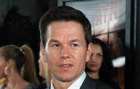  Video  Mark Wahlberg se intoarce la scoala