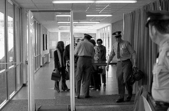 Cum monitorizeaza UE granitele impotriva teroristilor?