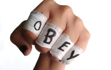 Ciuhandru asteapta "un semn de la Dumnezeu"