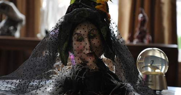 Minti in carti, faci inchisoare!