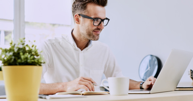 Cele mai eficiente 3 moduri prin care iti poti creste reputatia profesionala in online