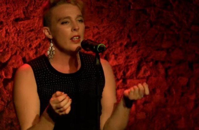 O cantareata franceza a murit pe scena, in timpul unui concert