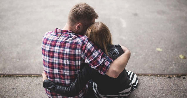 Psihoterapeut: Numarul barbatilor care apeleaza la terapia de cuplu incepe sa il egaleze pe cel al femeilor