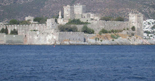 Un cutremur puternic a zguduit Turcia si Grecia: Doua persoane au murit si 200 au fost ranite