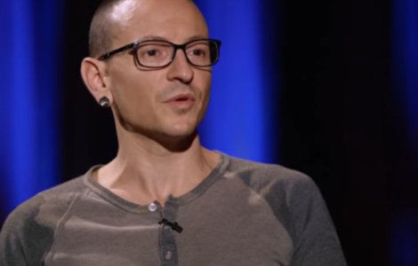 Muzicieni si actori deplang disparitia lui Chester Bennington