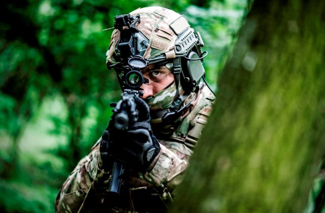 History transmite in exclusivitate un nou serial: "Trupele SEAL: Razboinicii secreti ai Americii"