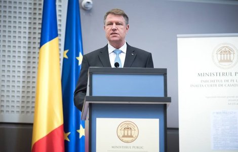Iohannis cere reexaminarea legii prin care Avocatul Poporului primeste pensie speciala: E un privilegiu nejustificat