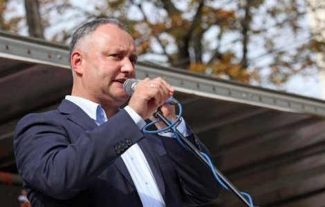 Parlamentarii moldoveni au adoptat o declaratie prin care solicita retragerea trupelor rusesti de pe teritoriul Republicii Moldova