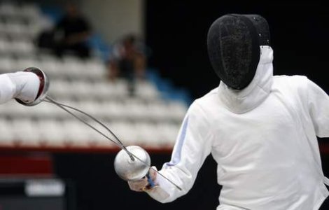 Se desfiinteaza lotul olimpic de floreta