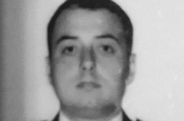 Sorin Vezeteu, politistul omorat in gara din Burdujeni, e condus pe ultimul drum