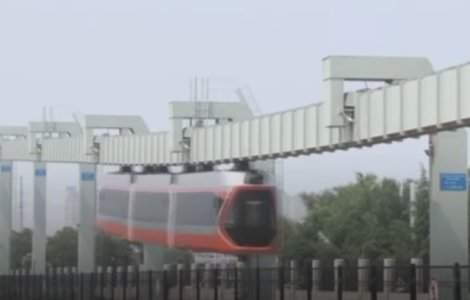  Video  China testeaza cel mai rapid tren suspendat din tara