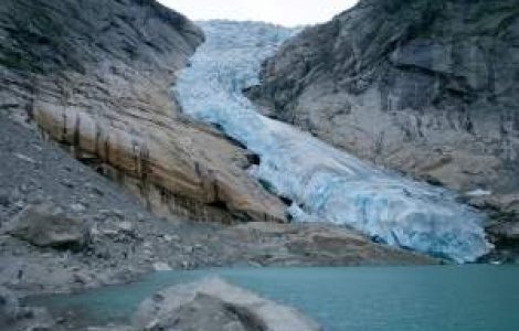 Imaginile reci ale Nordului, in fotografia lui Dragos Bratasanu