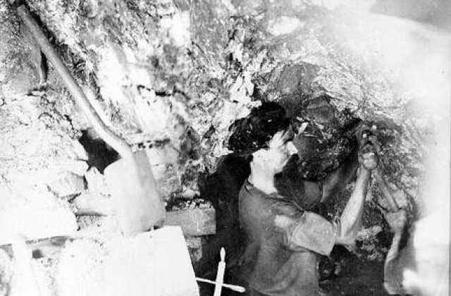 [VIDEO] Explozie la Mina Uricani: Cinci mineri au murit