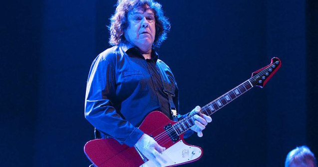 Top  A murit legendarul chitarist Gary Moore