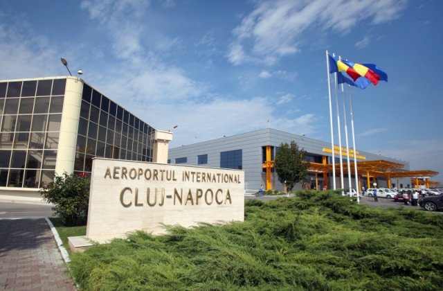 Cluj-Napoca: Un avion cu destinatia Londra a intarziat aproape trei ore dupa ce un pasager a spus ca ar avea o bomba in bagaj