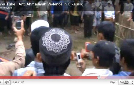  Video  Socant: Linsare religioasa in Indonezia