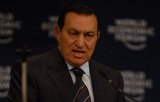 Hosni Mubarak promite cresterea salariilor si pensiilor