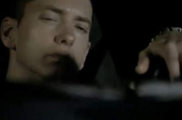 [VIDEO] Eminem, in reclama pentru noul Chrysler 200