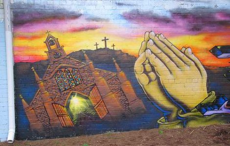 Indonezia: Musulmanii extremisti au incediat doua biserici