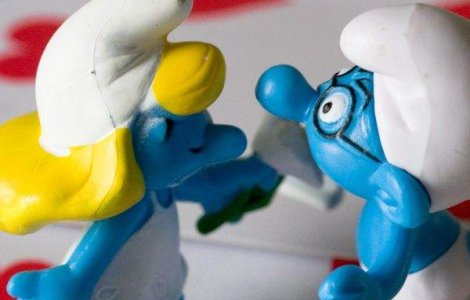 Katy Perry este vocea Smurfette