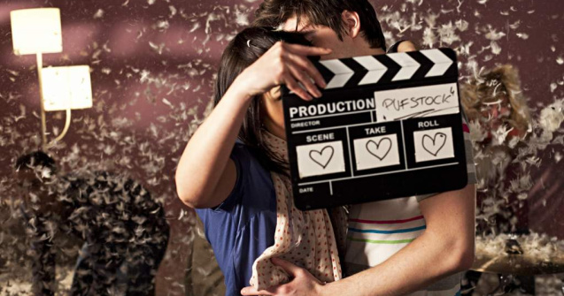  Video  De Valentine&#39;s Day, tine si tu dragostea in puf!