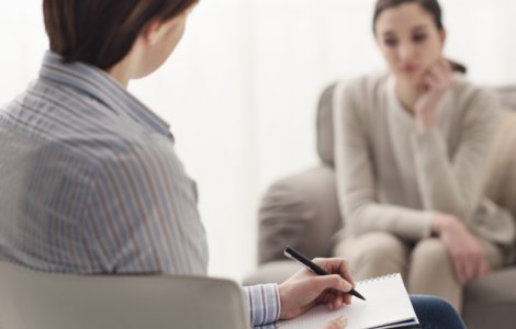 Psiholog bucurestean, acuzat ca a violat zeci de paciente