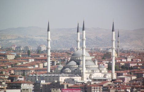 Ankara anunta ca a retinut peste 1.000 de persoane in weekend in cadrul unor operatiuni ”antiteroriste”