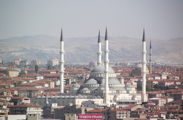 Ankara anunta ca a retinut peste 1.000 de persoane in weekend in cadrul unor operatiuni ”antiteroriste”