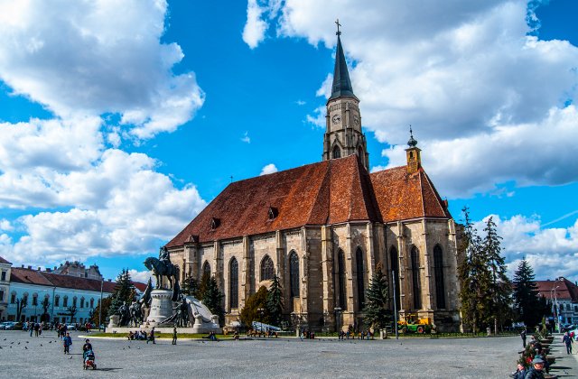 Primul oras din Romania care isi lasa cetatenii sa decida pe ce proiecte vor fi cheltuiti banii