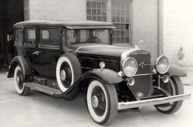 Iata masinile blindate ale celebrului Al Capone!