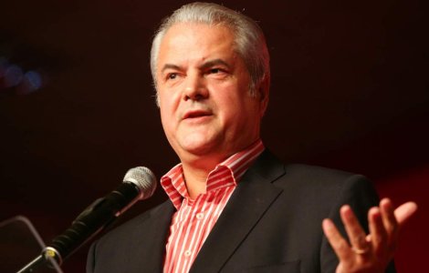 Nastase: Basescu e o mizerie de om