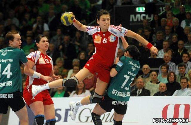 Handbal versus fotbal in Romania