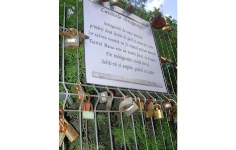 Oferte speciale pentru indragostiti de la Teatrul Masca