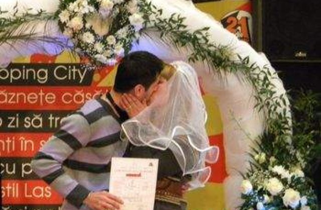 Casatoreste-te "calliente" de Valentine's Day